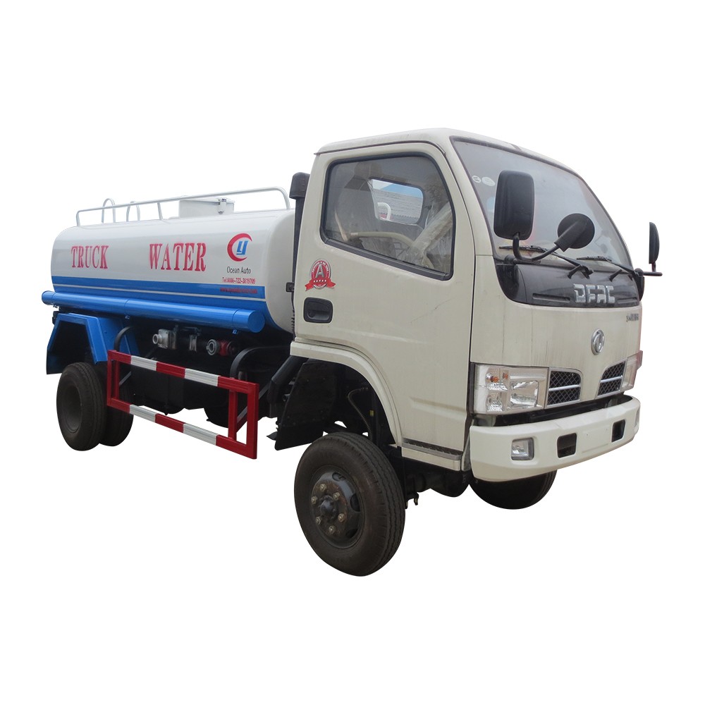 Dongfeng 4 * 4 Water Tank Truck 3000 Litre