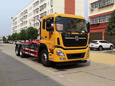 东风天龙勾臂垃圾车