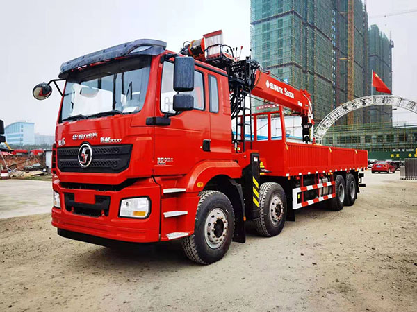 陕汽德龙前四后八随车吊