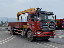 国六大运单桥8吨随车吊
