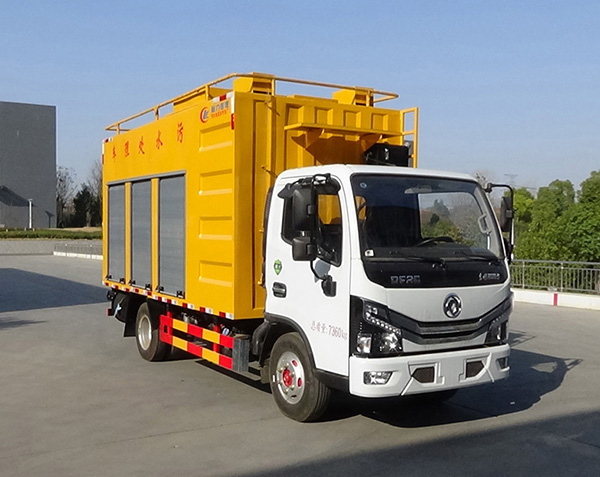 吸污净化车（东风大多利卡）