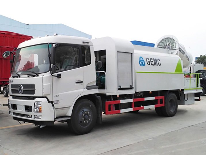 东风天锦国五8.5方多功能抑尘车