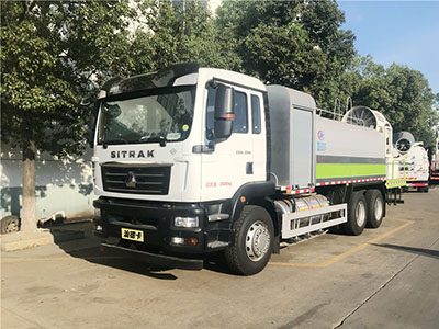 国六重汽汕德卡后双桥多功能抑尘车